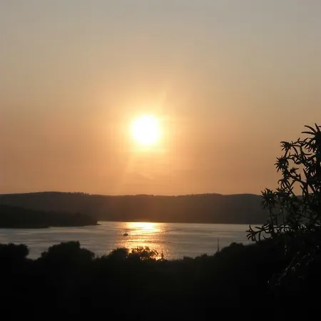 Pupa Apartment Milna (Brac)